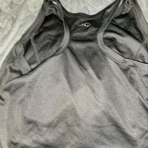 Under Armour tank